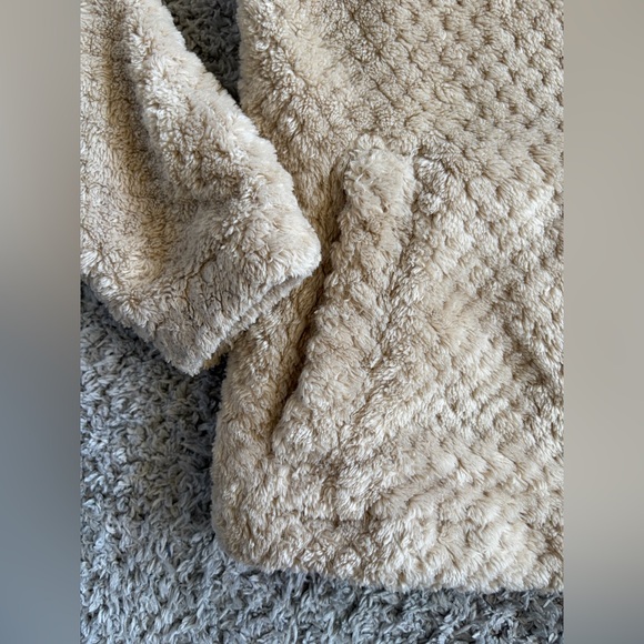 Columbia•Girls’ Fire Side Sherpa Jacket| Tan/Cream | Medium (10/12) - Picture 3 of 9